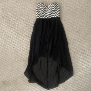 Zig zag high low dress black and white